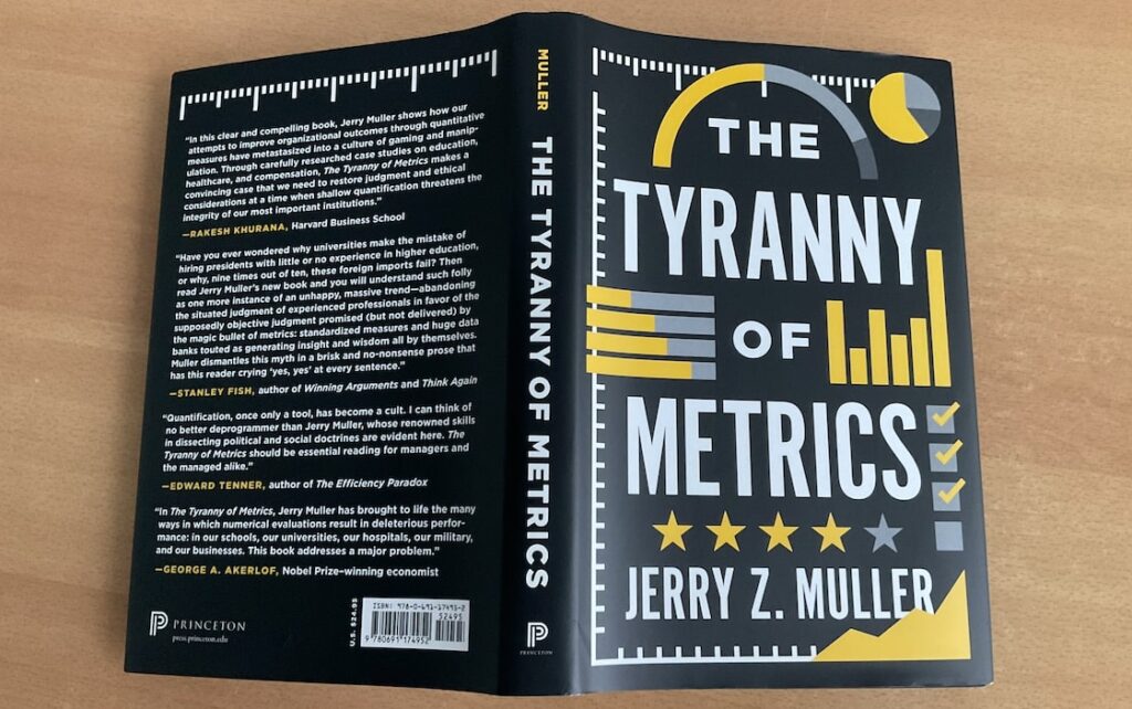 Foto van het boek The Tyranny of Metrics van Jerry Z. Muller